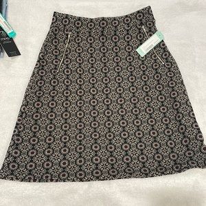 Brand new Le Lis Maura Zip Skirt